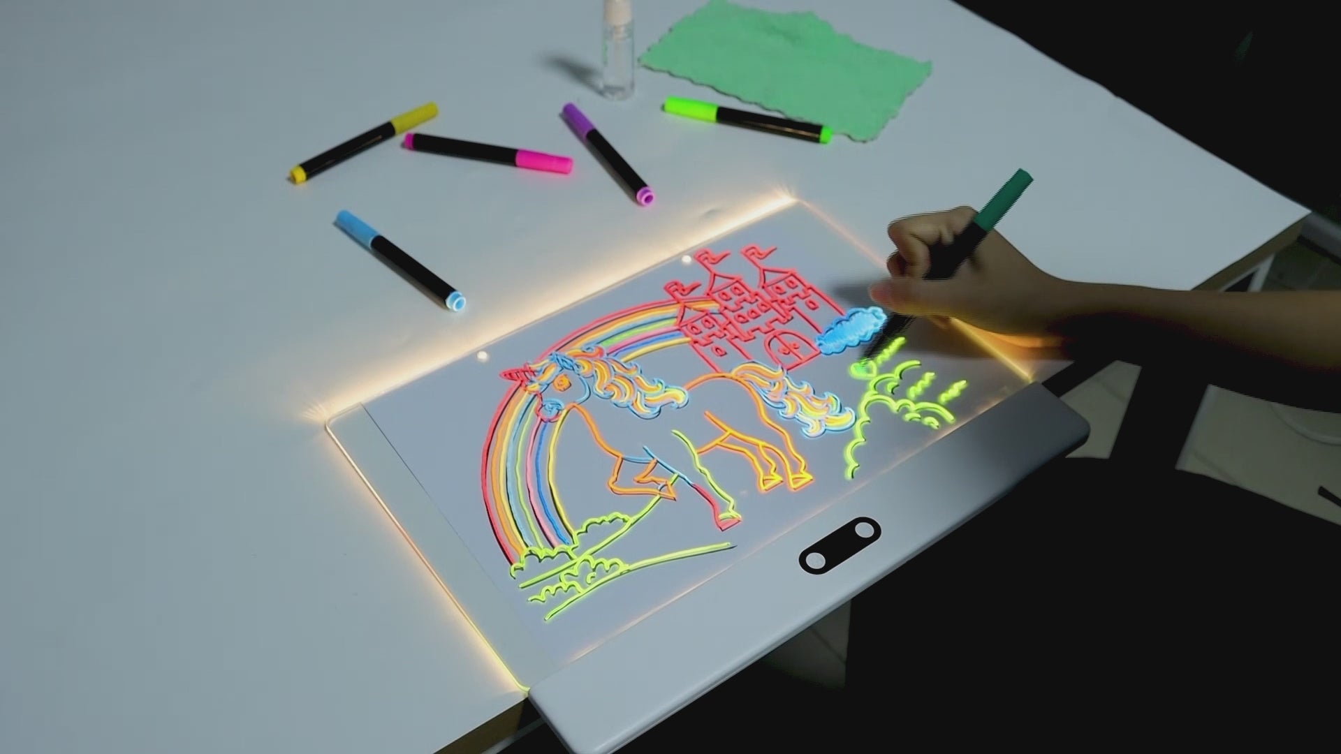 Meshkat™ Glow Board